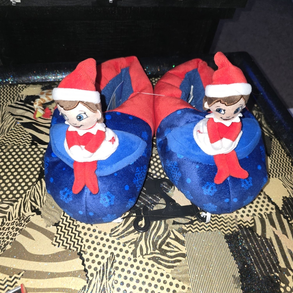 Elf On The Shelf Kids Slippers - Blue and Red